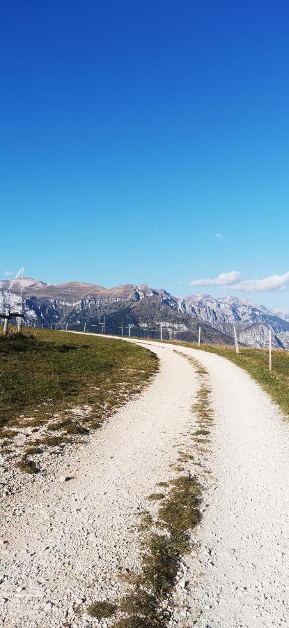 Apartmán Miniapp. A 2 Km Da Pedavena Exteriér fotografie